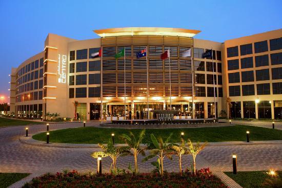 Centro Sharjah - by Rotana Hotel Bagian luar foto
