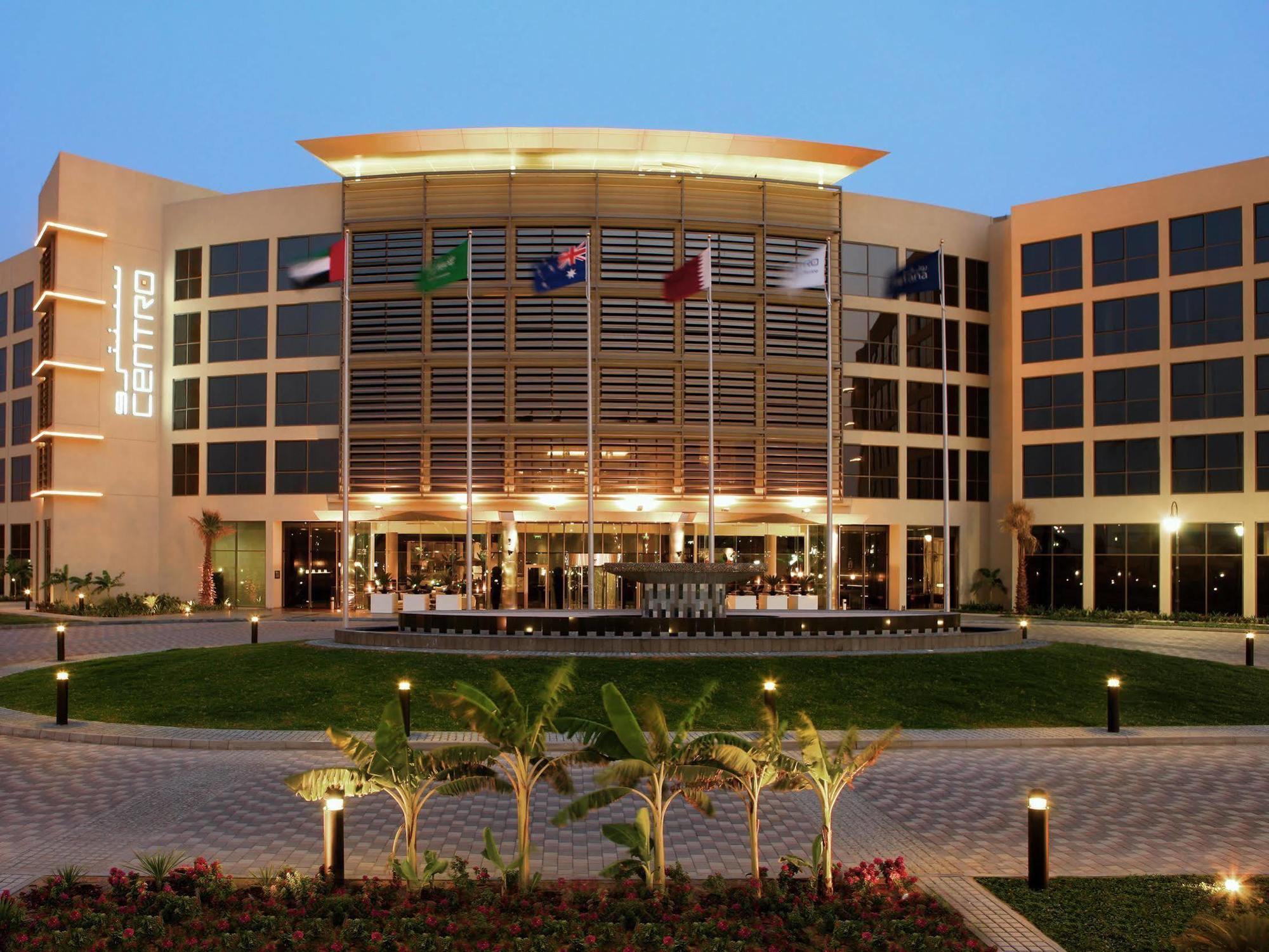 Centro Sharjah - by Rotana Hotel Bagian luar foto
